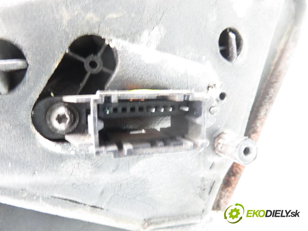 RENAULT CLIO II (BB_, CB_) HB 2003 55,00 1.2 16V (BB05, BB0W, BB11, BB27, BB2T, BB2U, BB2V, 1149,00 zpětné zrcátko LE