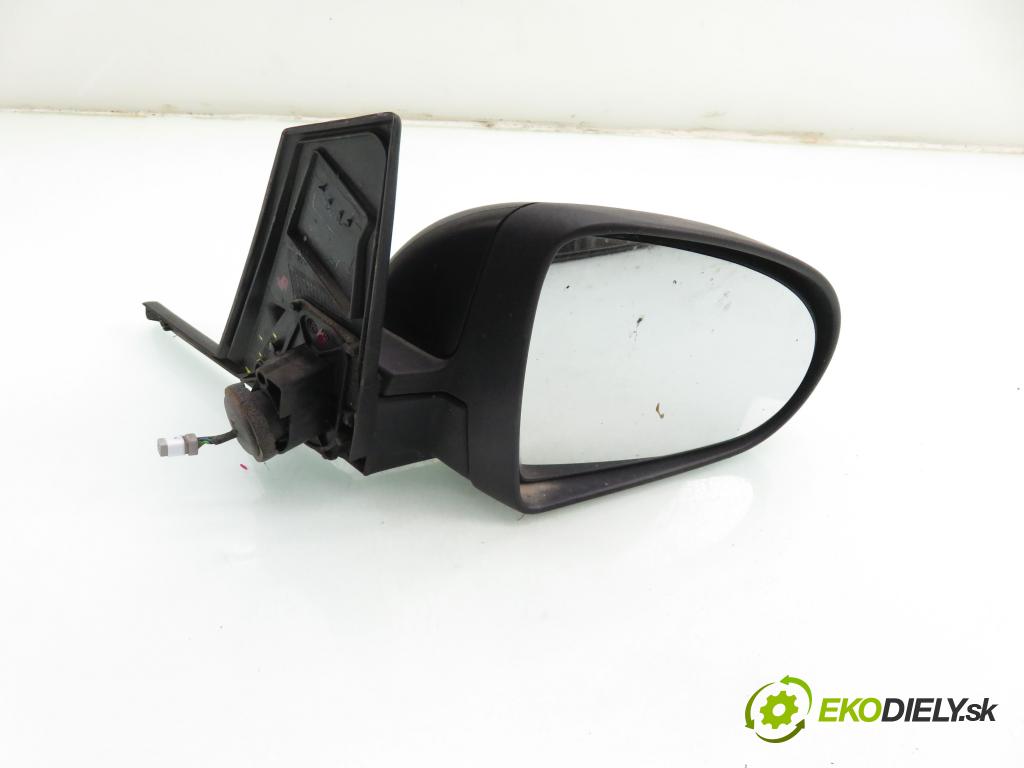 MITSUBISHI COLT VI (Z3_A, Z2_A) HB 2009 70,00 1.3 MIVEC 95 - 4A90 1332,00 zpětné zrcátko 232636030 ; 23263628