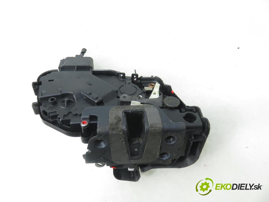 FORD KUGA I SUV 2010 120,00 2.0 TDCi 4x4 - TXDA 1997,00 zámok PPE 8V4AS21812CA