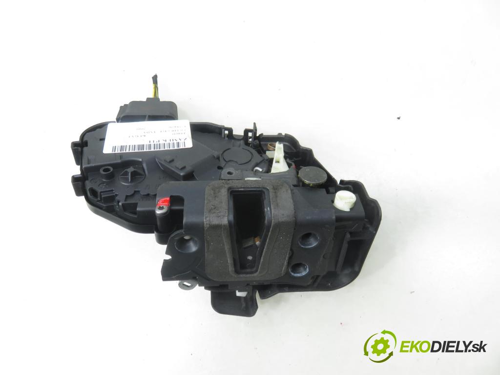 FORD KUGA I SUV 2010 120,00 2.0 TDCi 4x4 - TXDA 1997,00 zámok PTE 8V4AS26412EA