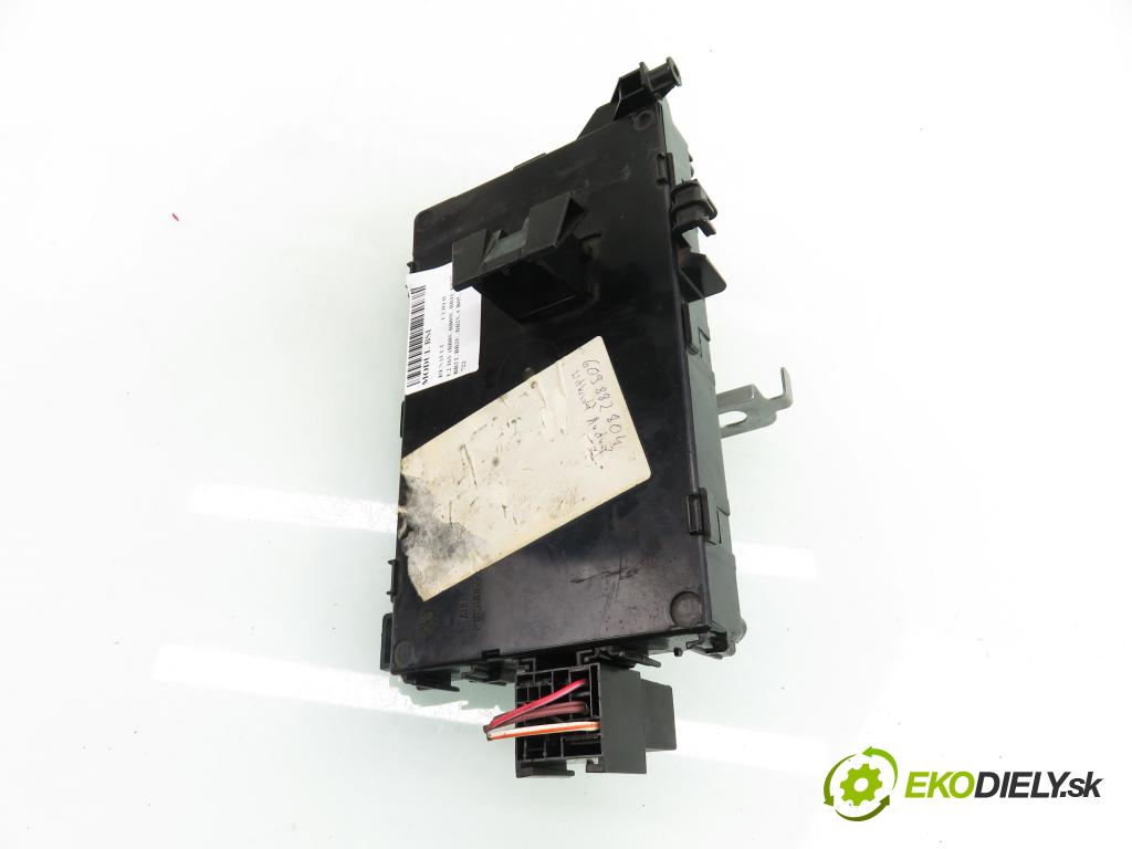 RENAULT CLIO II (BB_, CB_) HB 2003 55,00 1.2 16V (BB05, BB0W, BB11, BB27, BB2T, BB2U, BB2V, 1149,00 MODUL BSI P8200234045A