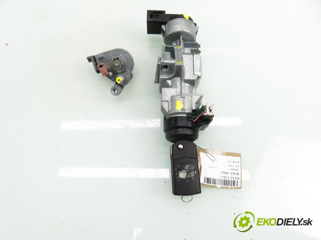 MAZDA 5 (CR19) MINIVAN 2006 85,00 1.8 - L823 1798,00 spinačka / zámky 3M513F880AC
