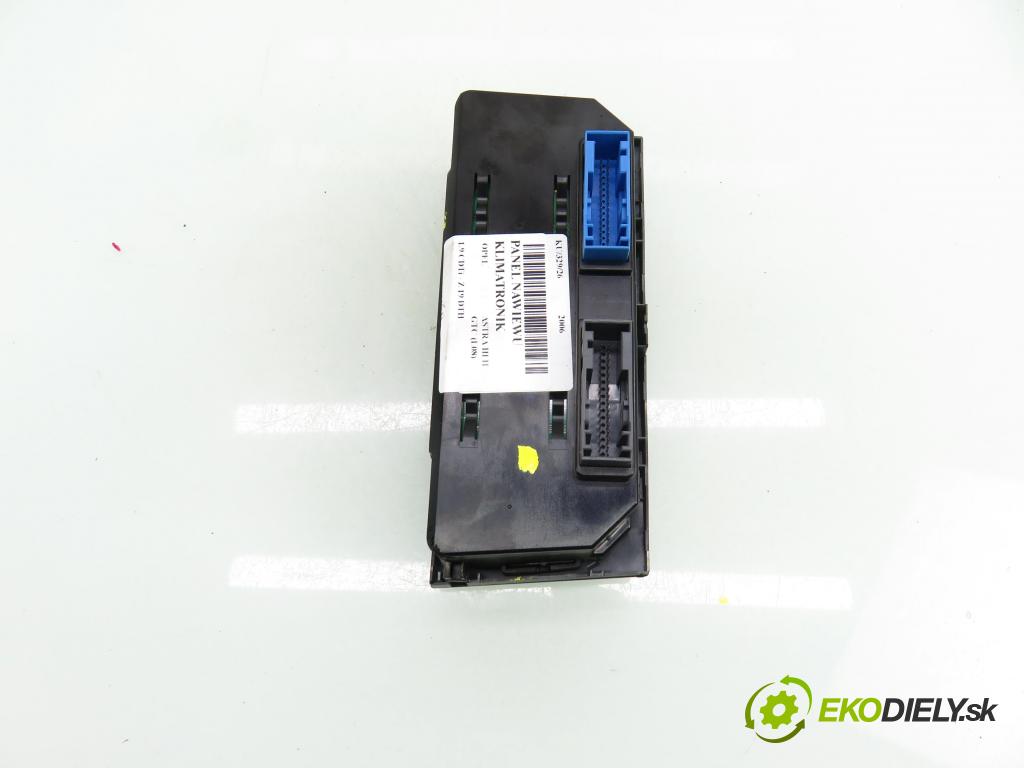 OPEL ASTRA H GTC (L08) HB 2006 110,00 1.9 CDTi - Z 19 DTH 1910,00 Panel topení KLIMATRONIK 13122962