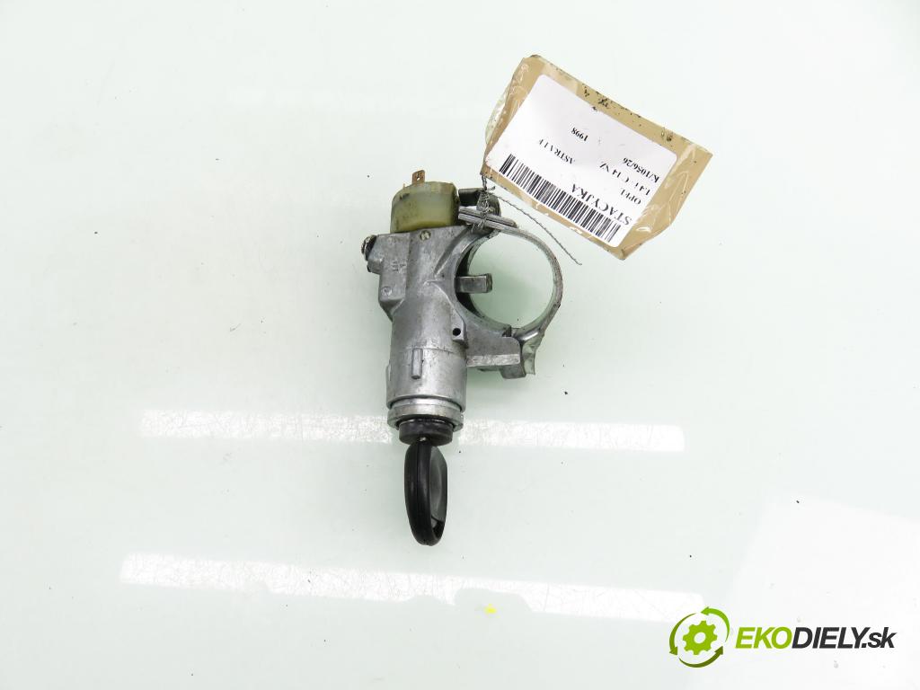 OPEL ASTRA F (T92) SEDAN 1998 44,00 1.4 i 60 - C 14 NZ 1389,00 spinačka 90069214 ; 90069215 ; 90191412 (Spínacia skrinka)