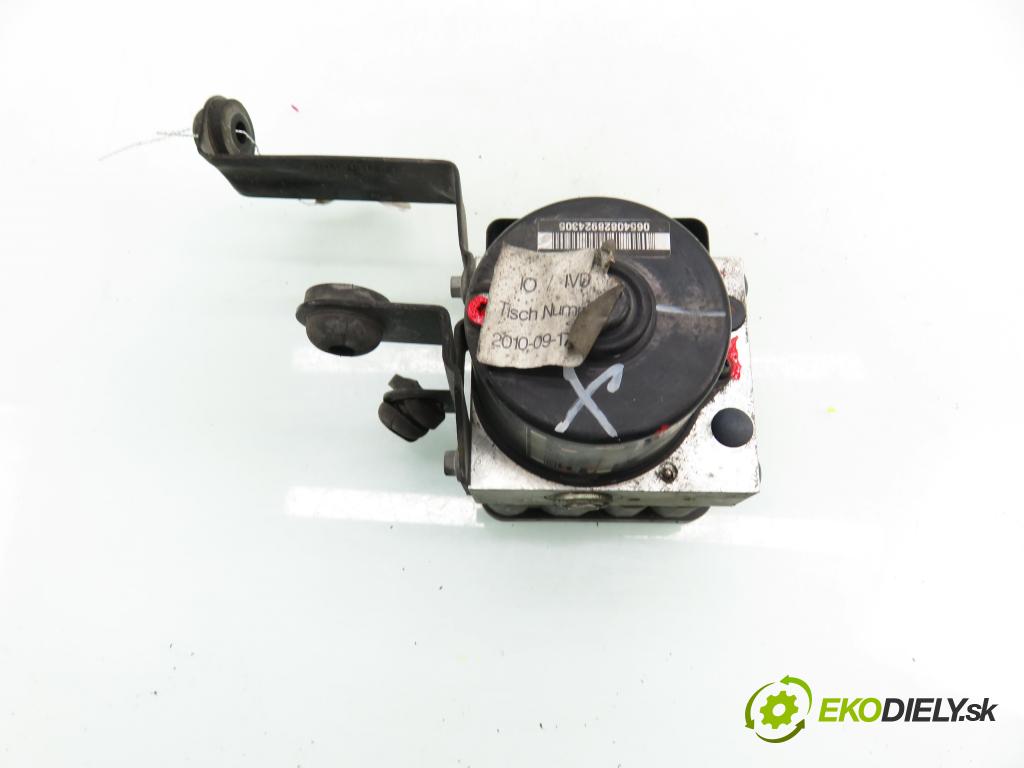 FORD KUGA I SUV 2010 120,00 2.0 TDCi 4x4 - TXDA 1997,00 Pumpa ABS 10096001433 ; 10020604104 ; AV412C405AA (Pumpa ABS)