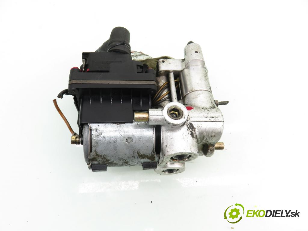 OPEL OMEGA B Kombi (V94) KOMBI 1997 100,00 2.0 16V - X 20 XEV 1998,00 Pumpa ABS 0265203001 (Pumpa ABS)