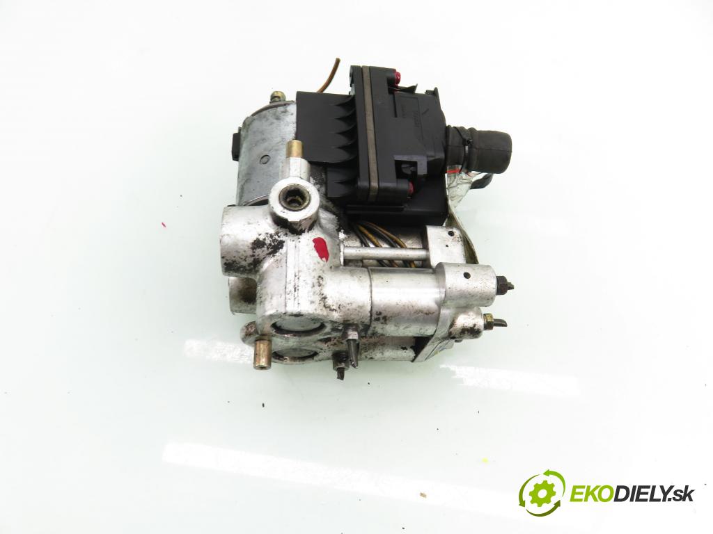 OPEL OMEGA B Kombi (V94) KOMBI 1997 100,00 2.0 16V - X 20 XEV 1998,00 Pumpa ABS 0265203001 (Pumpa ABS)
