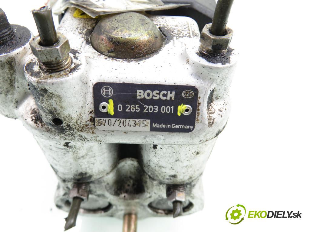 OPEL OMEGA B Kombi (V94) KOMBI 1997 100,00 2.0 16V - X 20 XEV 1998,00 Pumpa ABS 0265203001 (Pumpa ABS)