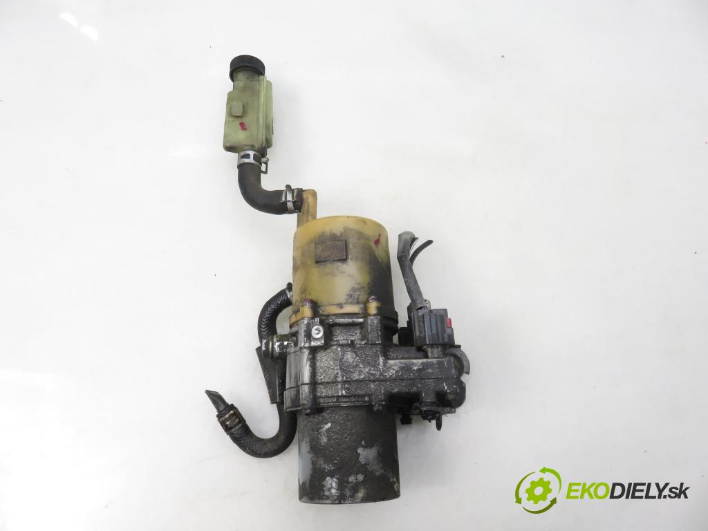 MAZDA 5 (CR19) MINIVAN 2006 85,00 1.8 - L823 1798,00 Pumpa servočerpadlo
