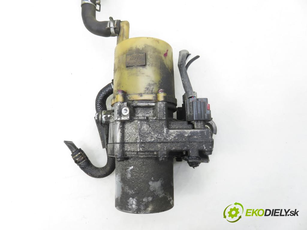 MAZDA 5 (CR19) MINIVAN 2006 85,00 1.8 - L823 1798,00 Pumpa servočerpadlo