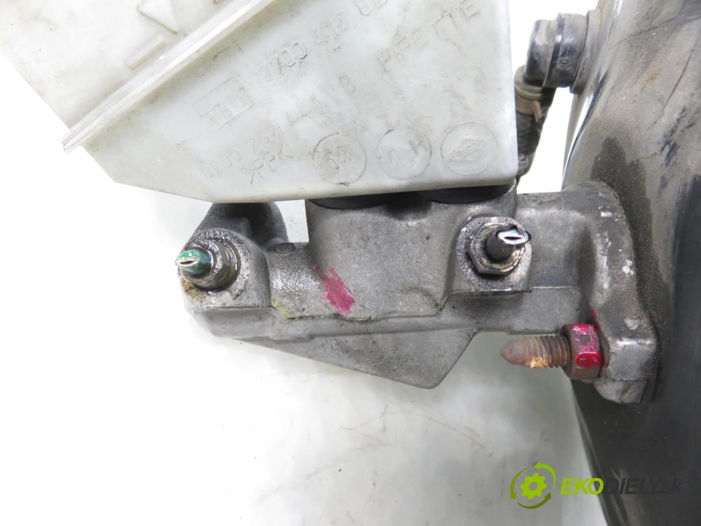 RENAULT CLIO II (BB_, CB_) HB 2003 55,00 1.2 16V (BB05, BB0W, BB11, BB27, BB2T, BB2U, BB2V, 1149,00 posilovač 8200192612 ; 0204024719 (Servočerpadlo)