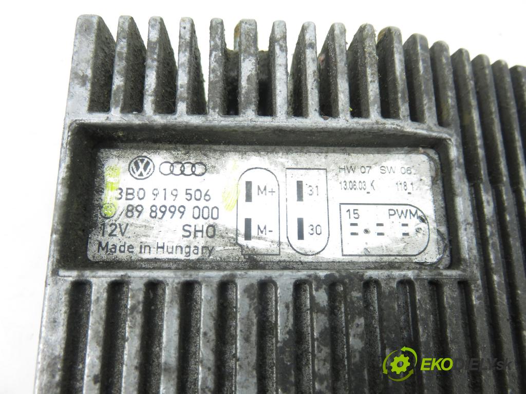 VW TRANSPORTER V Skrzynia (7HA, 7HH, 7EA, 7EH) FURGON 2003 77,00 1.9 TDI PD 105 - AXB 1896,00 řídící jednotka VENTILÁTORY 3B0919506