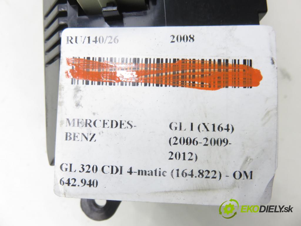 MERCEDES-BENZ KLASA GL (X164) SUV 2008 165,00 GL 320 CDI 4-matic (164.822) - OM 642.940 2987,00 Panel kúrenia KLIMATRONIK A2518707389 ; A2518205189