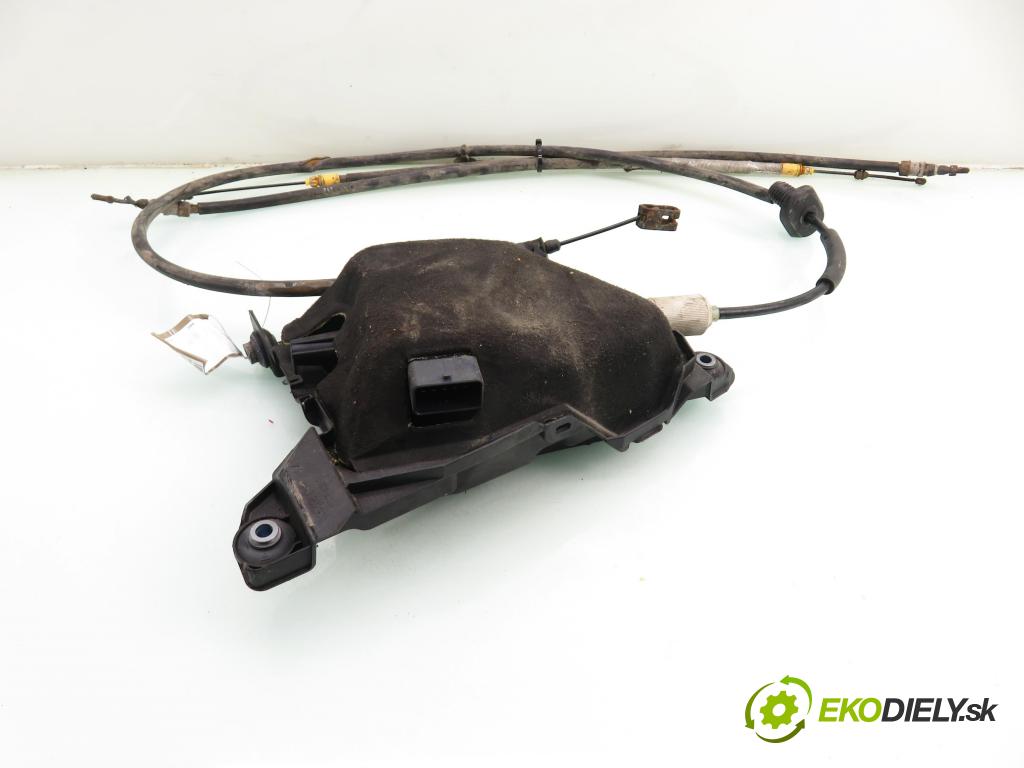 CITROEN C4 Grand Picasso I (UA_) MINIVAN 2008 80,00 1.6 HDi - 9HZ (DV6TED4) 1560,00 BRZDA: ručny elektrický 9683024880 ; A2C5392224