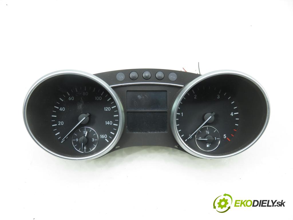 MERCEDES-BENZ KLASA GL (X164) SUV 2008 165,00 GL 320 CDI 4-matic (164.822) - OM 642.940 2987,00 Prístrojovka elektrický A1645400148 ; A2C53280898
