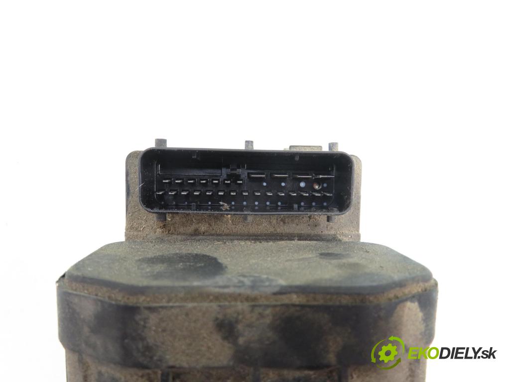AUDI A4 Avant (8D5, B5) KOMBI 1998 92,00 1.8 - ADR 1781,00 pumpa ABS 0273004281 ; 8E0614111AB ; 0265216559 (Pumpa ABS)