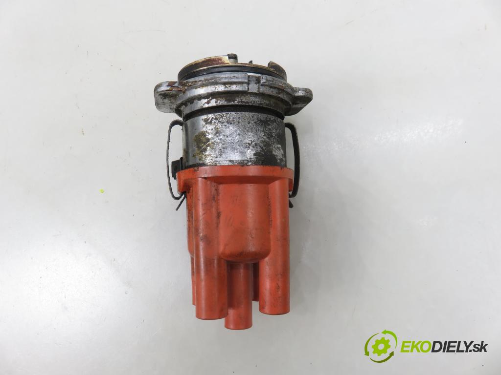 OPEL ASTRA F (T92) SEDAN 1998 44,00 1.4 i 60 - C 14 NZ 1389,00 Rozdeľovač zapaľovací 0237521024