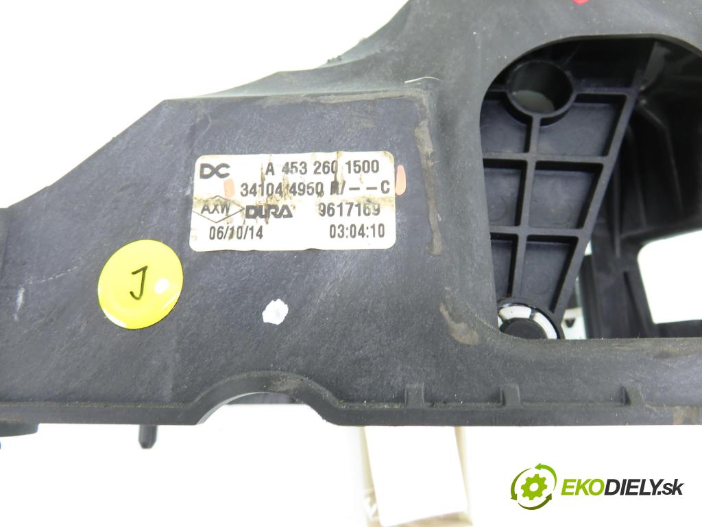 RENAULT TWINGO III (BCM_) HB 2014 52,00 1.0 SCe 70 - H4D 400 999,00 ZVEDÁK: 341044950RC