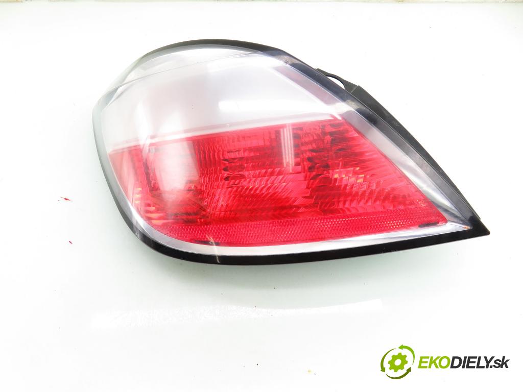 OPEL ASTRA H (A04) HB 2006 77,00 1.6 - Z 16 XEP 1598,00 světlo levé zadní 342691834