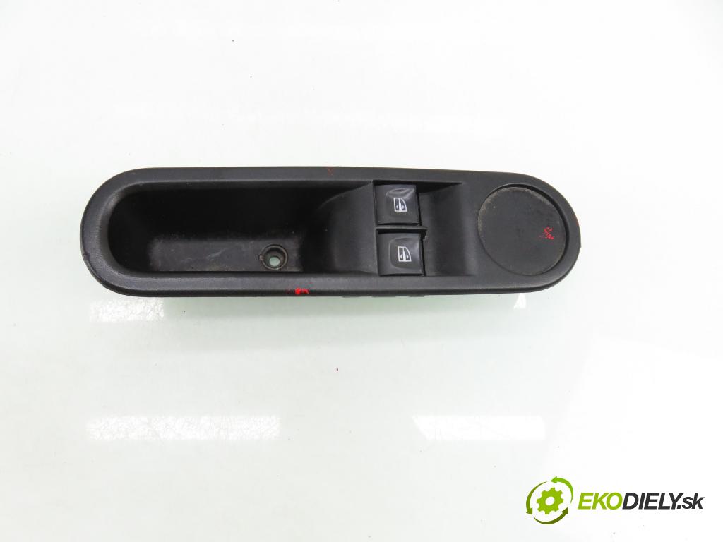 RENAULT TWINGO III (BCM_) HB 2014 52,00 1.0 SCe 70 - H4D 400 999,00 Panel ovládaní oken 809600758R ; 156072930