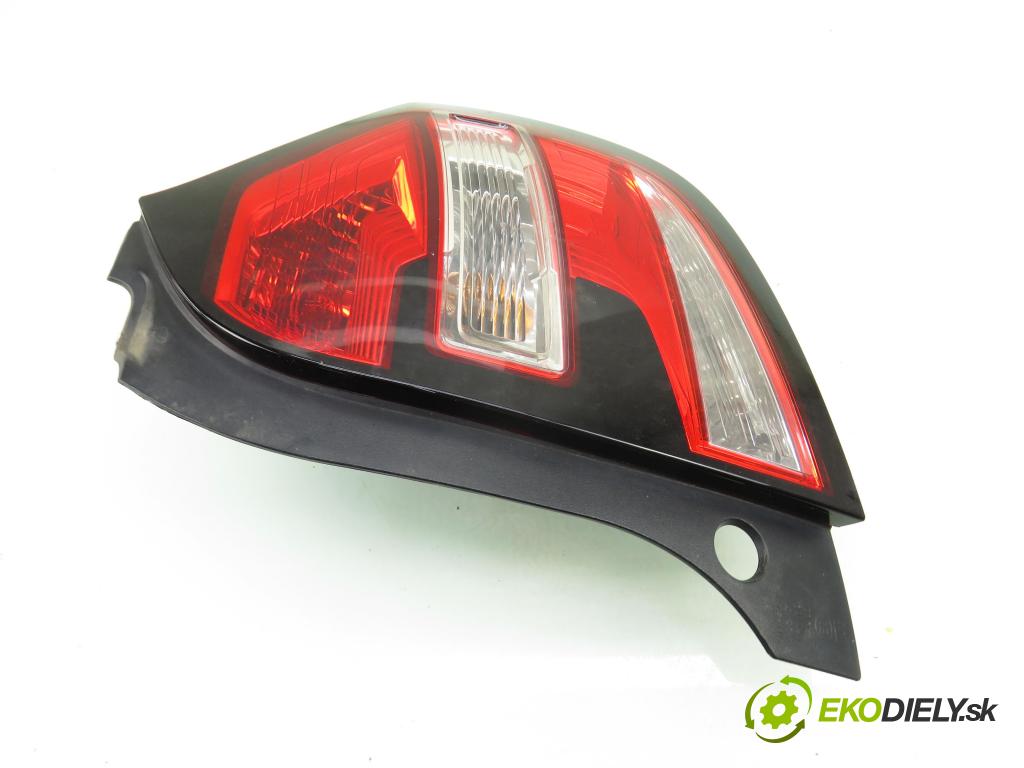 RENAULT TWINGO III (BCM_) HB 2014 52,00 1.0 SCe 70 - H4D 400 999,00 světlo pravé zadní 265501361R