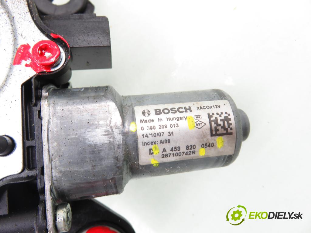 RENAULT TWINGO III (BCM_) HB 2014 52,00 1.0 SCe 70 - H4D 400 999,00 Motorček stierače zadné A4538200540 ; 0390208013 ; 287100742R