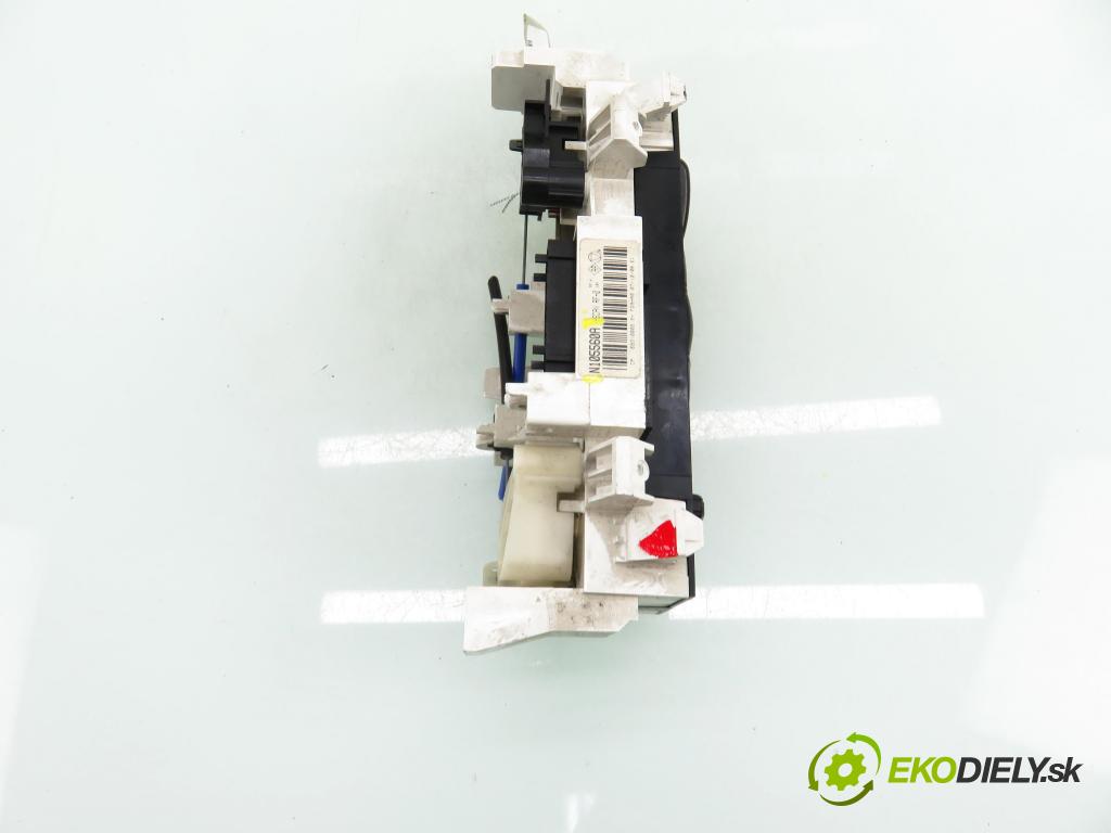 CITROEN C3 I (FC_) HB 2007 50,00 1.4 HDi - 8HZ (DV4TD) 1398,00 Panel topení KLIMATIZACE: N105560A
