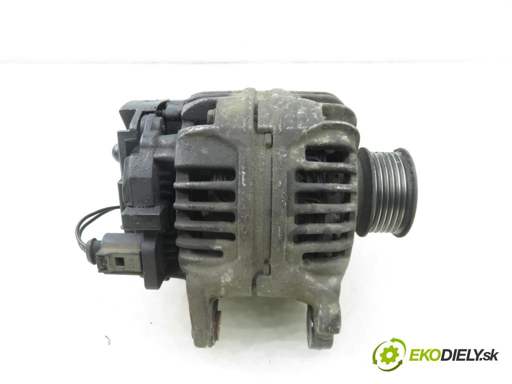 VW GOLF IV (1J1) HB 2000 55,00 1.4 16V - APE 1390,00 Alternátor 028903028D ; 0124325003 (Alternátor)