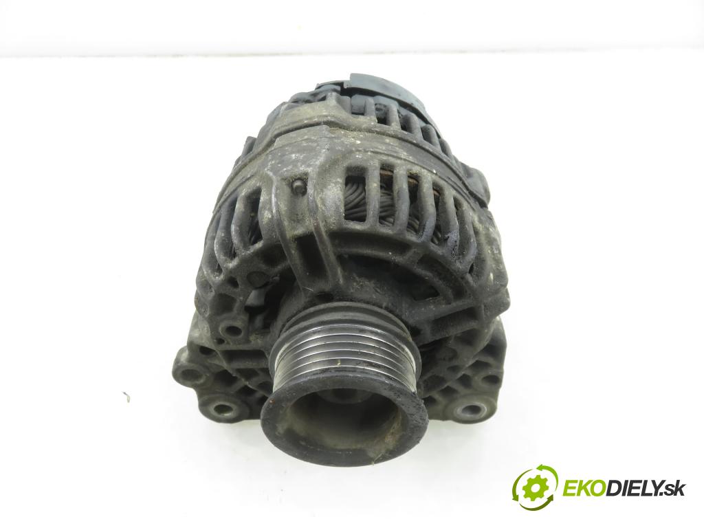 VW GOLF IV (1J1) HB 2000 55,00 1.4 16V - APE 1390,00 Alternátor 028903028D ; 0124325003 (Alternátor)