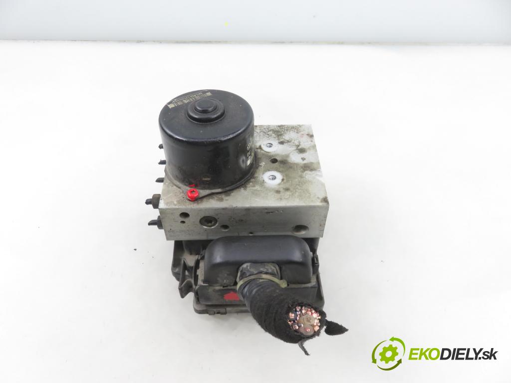 VW GOLF IV (1J1) HB 2000 55,00 1.4 16V - APE 1390,00 pumpa ABS 6X0614517 ; 10020402224 ; 1C0907879 (Pumpa ABS)
