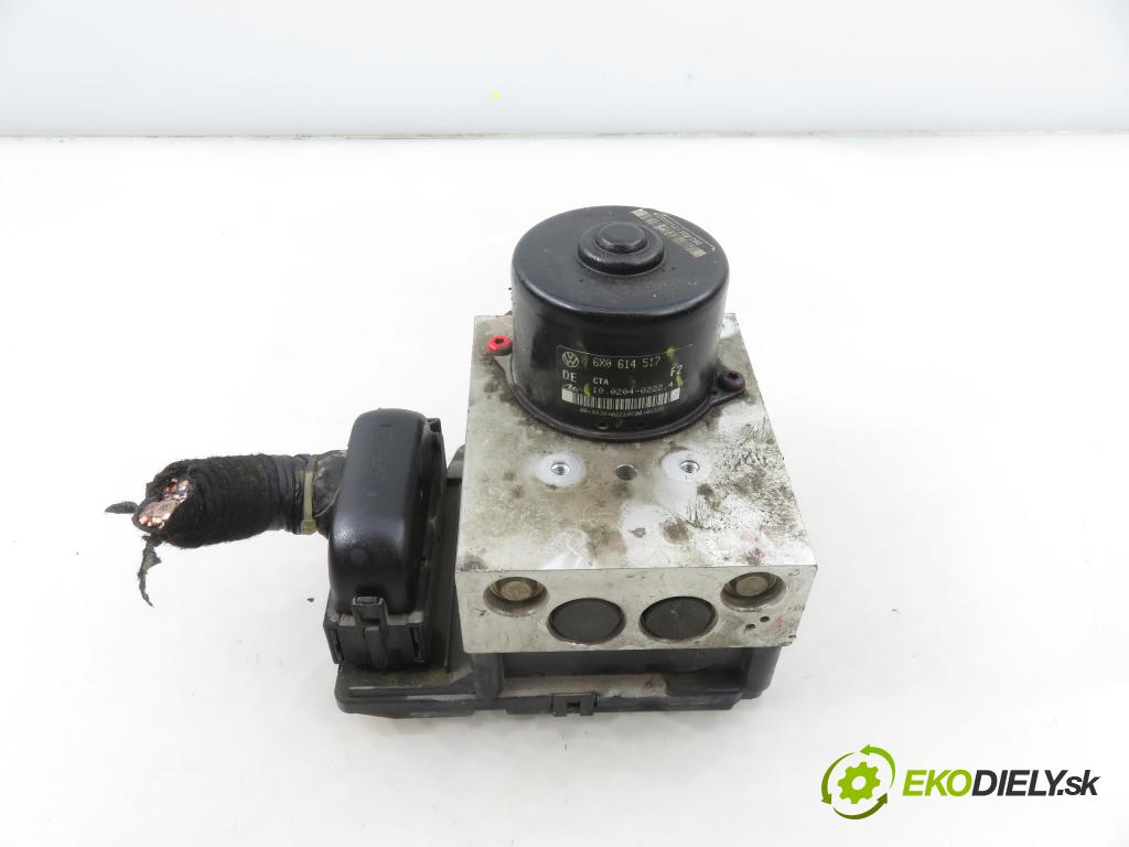 VW GOLF IV (1J1) HB 2000 55,00 1.4 16V - APE 1390,00 pumpa ABS 6X0614517 ; 10020402224 ; 1C0907879 (Pumpa ABS)
