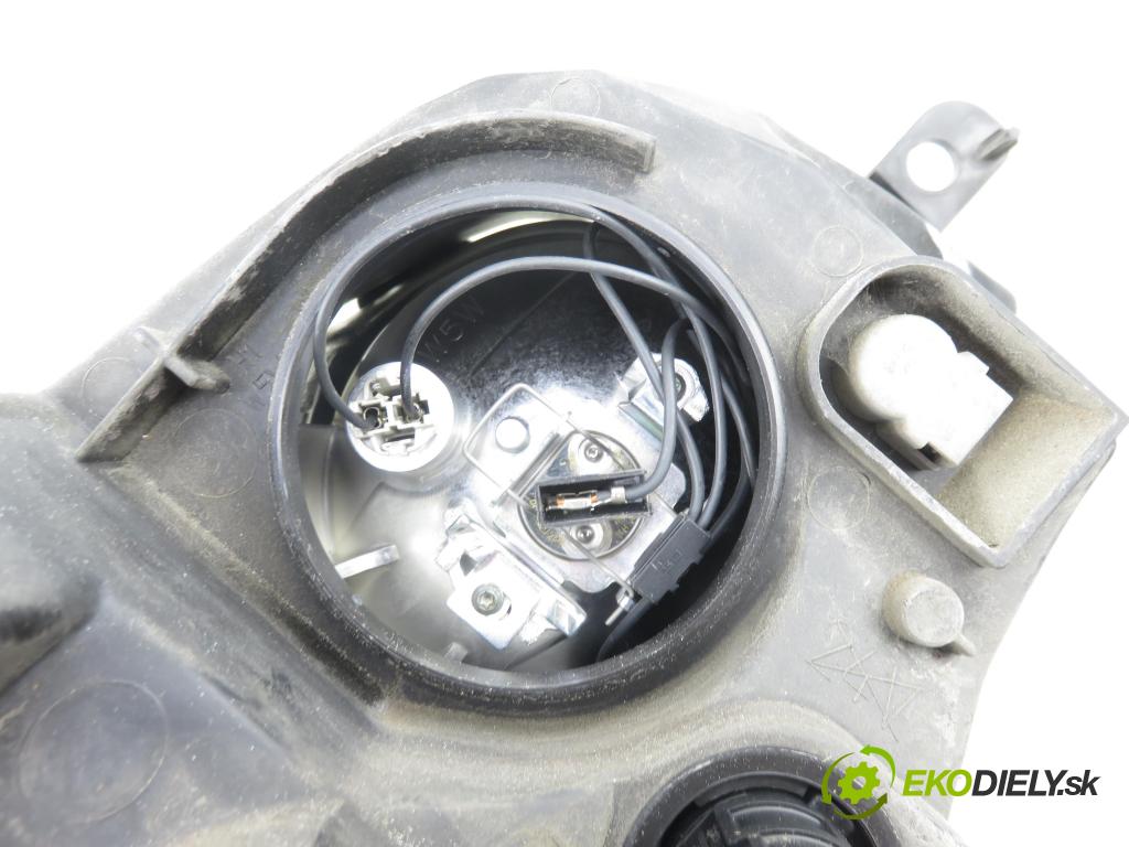 FIAT PUNTO (188_) HB 2003 44,00 1.2 60 (188.030, .050, .130, .150, .230, .250) - 1 1242,00 Svetlo LP