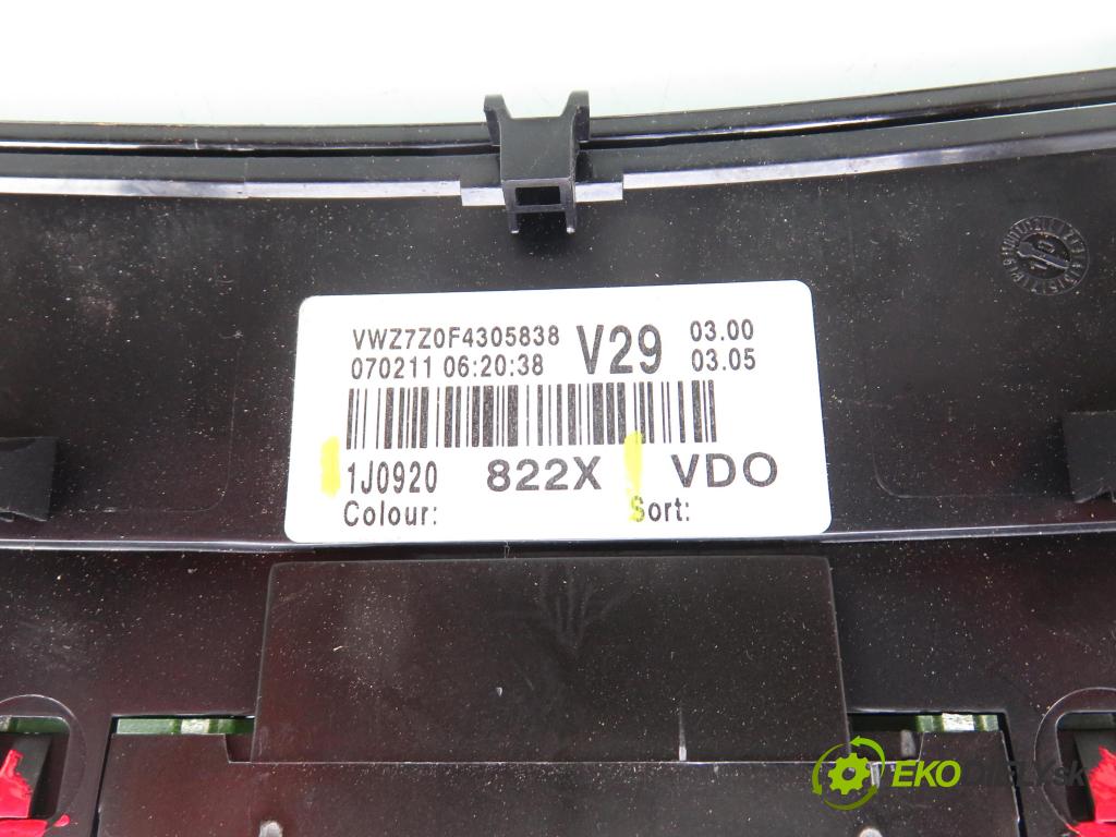 VW GOLF IV (1J1) HB 2000 55,00 1.4 16V - APE 1390,00 prístrojovka elektrický 1J0920822X
