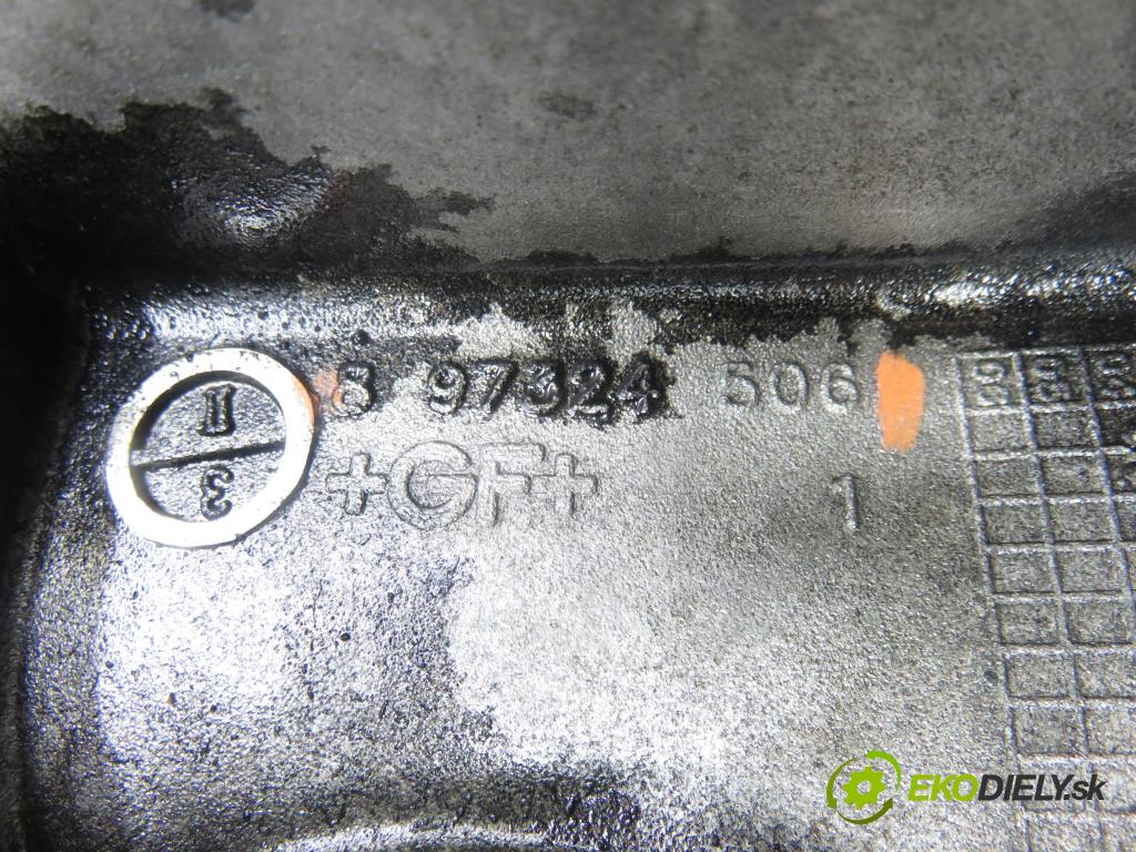 OPEL MERIVA A nadwozie wielkoprzestrzenne (MPV) (X03) HB 2004 74,00 1.7 CDTI 100 - Z 17 DTH 1686,00 kryt Ventilů 897324506