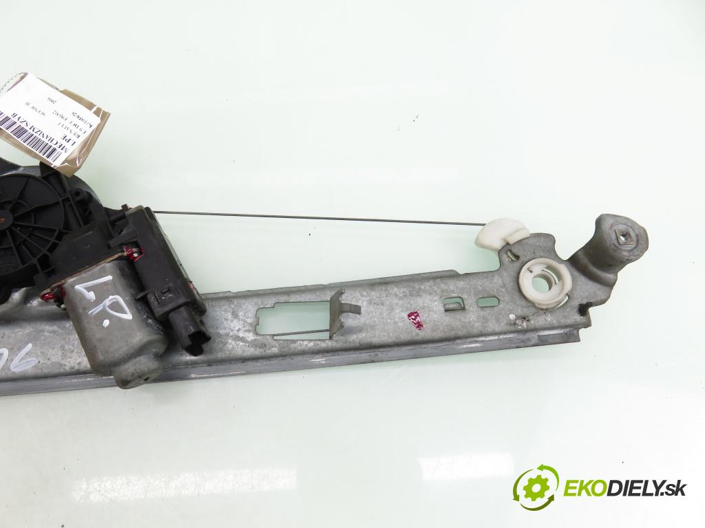 RENAULT SCENIC II (JM0/1_) MINIVAN 2004 88,00 1.9 DCI - F9Q 812 1870,00 Mechanizmus okien 4440726F ; 400748K