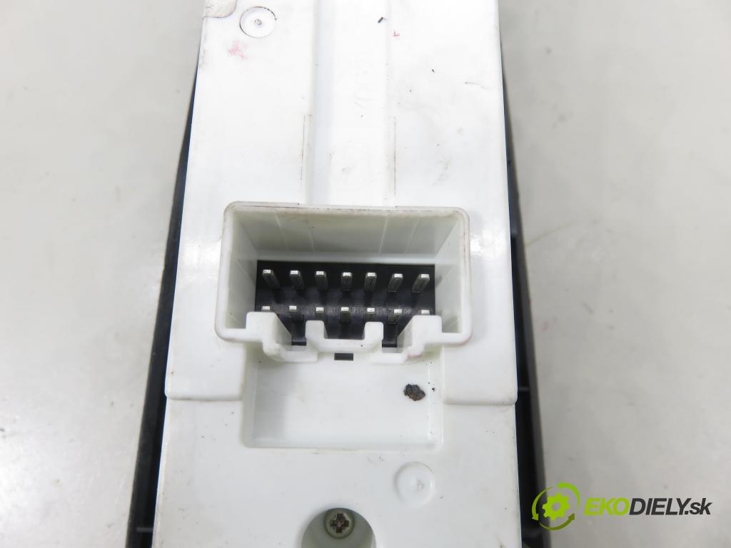 MAZDA 3 (BL) HB 2009 136,00 2.2 MZR CD - R2AA 2184,00 Panel ovládania okien BCD166350B