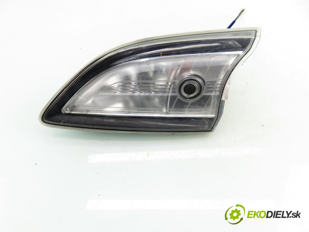 MAZDA 3 (BL) HB 2009 136,00 2.2 MZR CD - R2AA 2184,00 světlo pravé zadní kufr