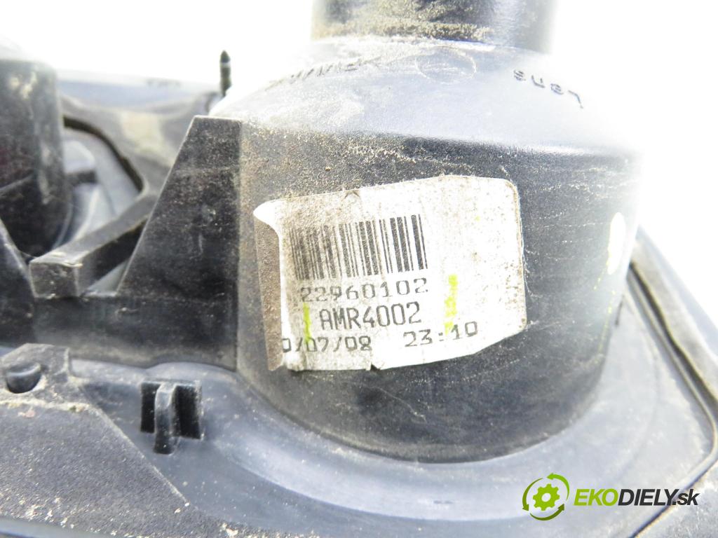 LAND ROVER FREELANDER (L314) HB 2000 72,00 2.0 DI 4x4 - 20 T2N 1994,00 světlo levé zadní AMR4002