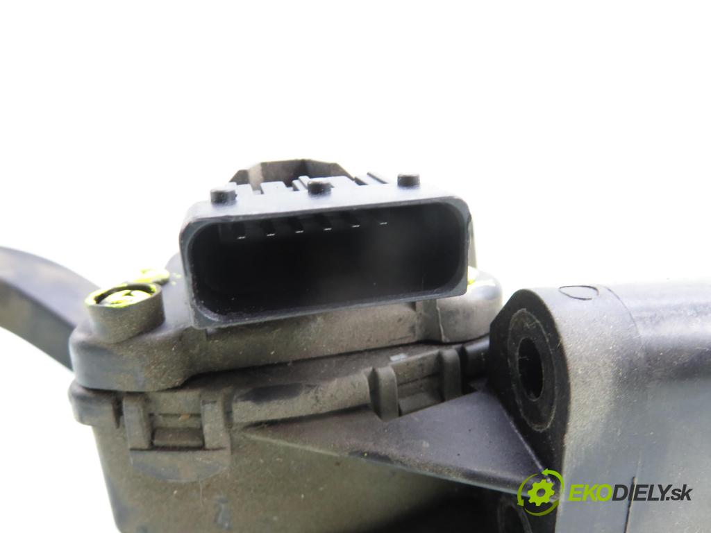 OPEL ASTRA H (A04) HB 2006 77,00 1.6 - Z 16 XEP 1598,00 potenciometr plynového pedálu 9157998BK ; 6PV00811200 (Potenciometr plynového pedálu)