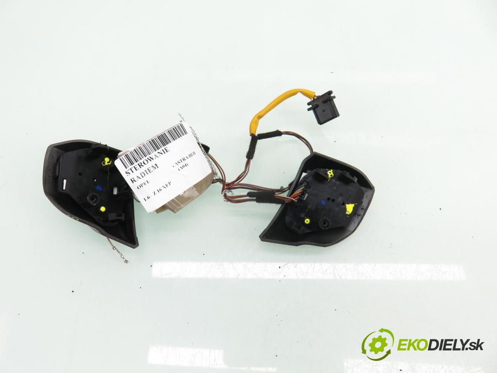 OPEL ASTRA H (A04) HB 2006 77,00 1.6 - Z 16 XEP 1598,00 ovladač rádia 13208858 ; 305582185057