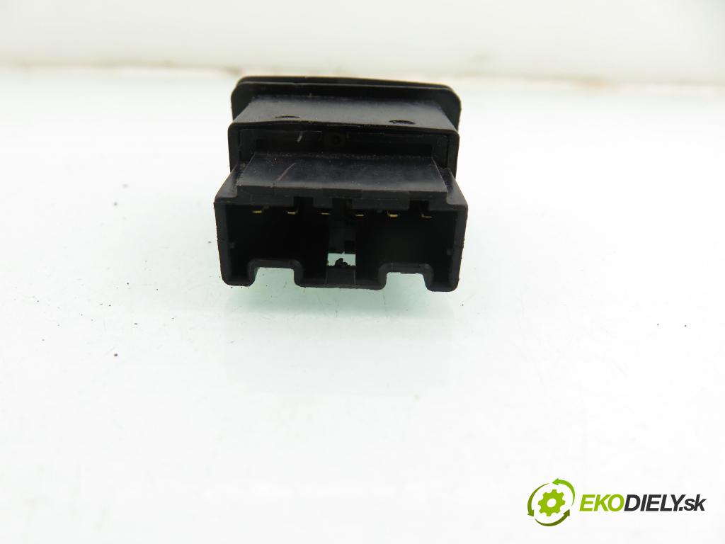 LAND ROVER FREELANDER (L314) HB 2000 72,00 2.0 DI 4x4 - 20 T2N 1994,00 přepínač oken LP YUF101520LNF