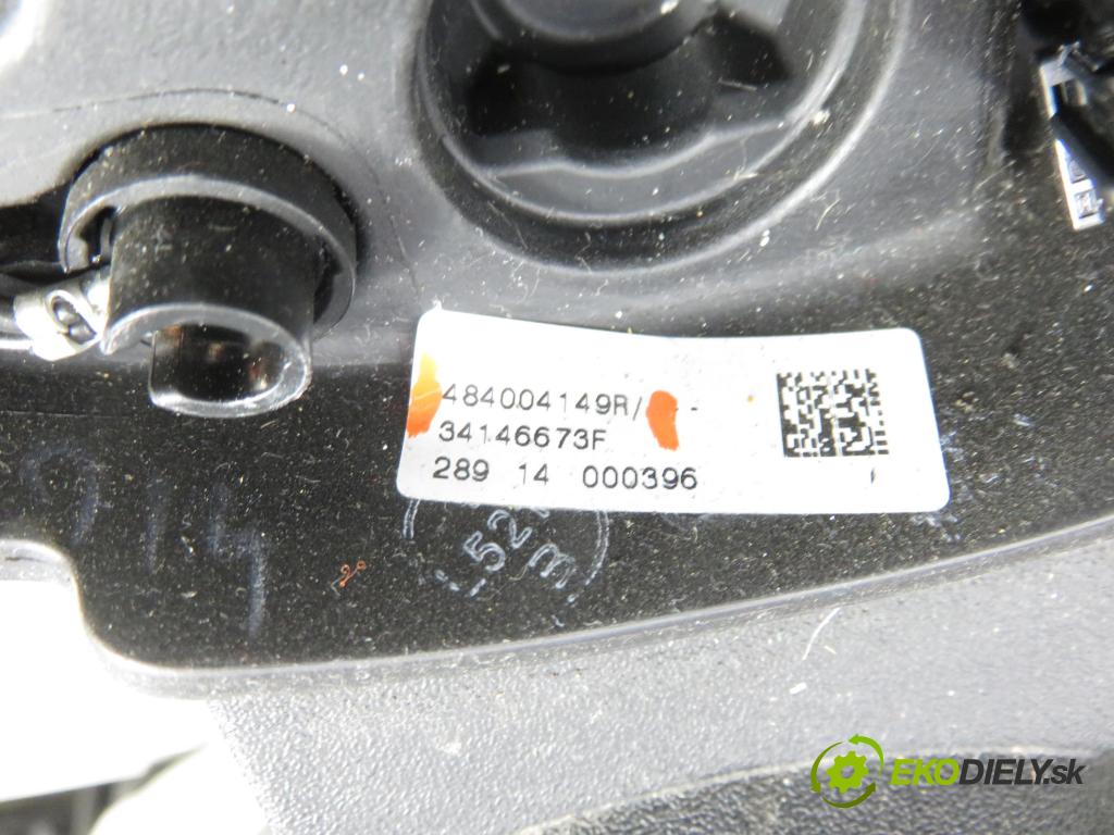 RENAULT TWINGO III (BCM_) HB 2014 52,00 1.0 SCe 70 - H4D 400 999,00 Volant 484004149R (Volant)