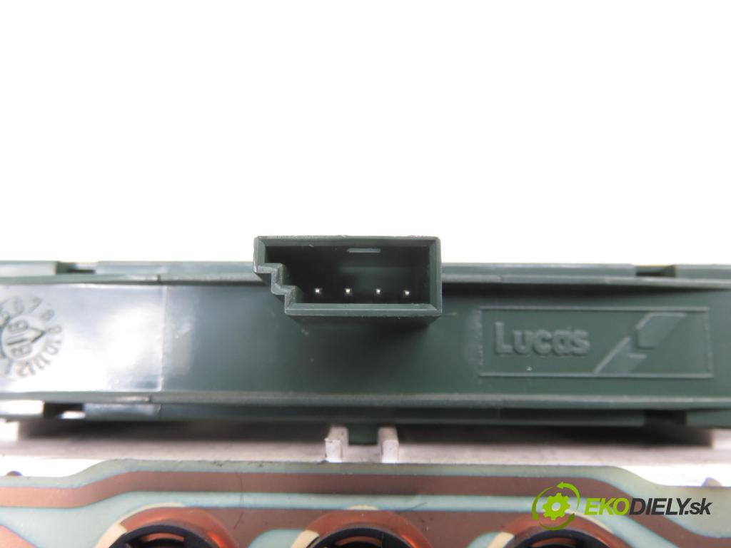 LAND ROVER FREELANDER (L314) HB 2000 72,00 2.0 DI 4x4 - 20 T2N 1994,00 prístrojovka elektrický YWY100460 ; 52010468C