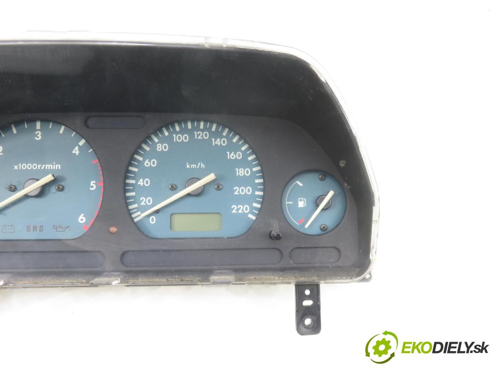 LAND ROVER FREELANDER (L314) HB 2000 72,00 2.0 DI 4x4 - 20 T2N 1994,00 prístrojovka elektrický YWY100460 ; 52010468C