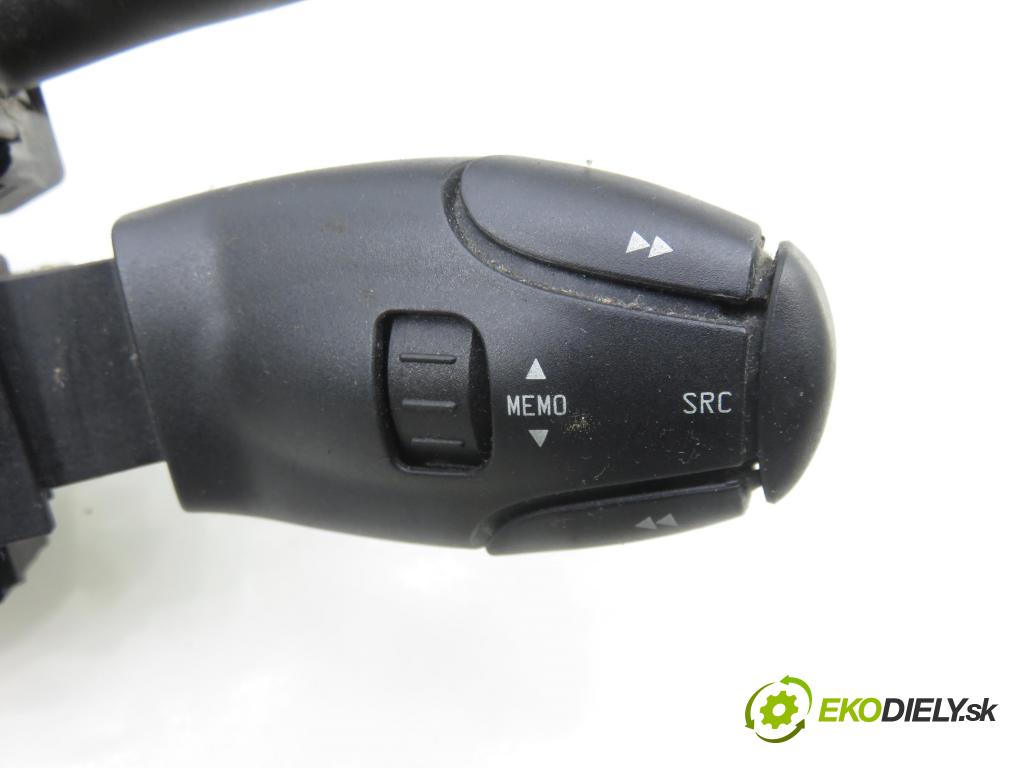 PEUGEOT 307 SW (3H) KOMBI 2006 80,00 1.6 HDI 110 - 9HZ (DV6TED4) 1560,00 páčka/prepínač 96605601XT