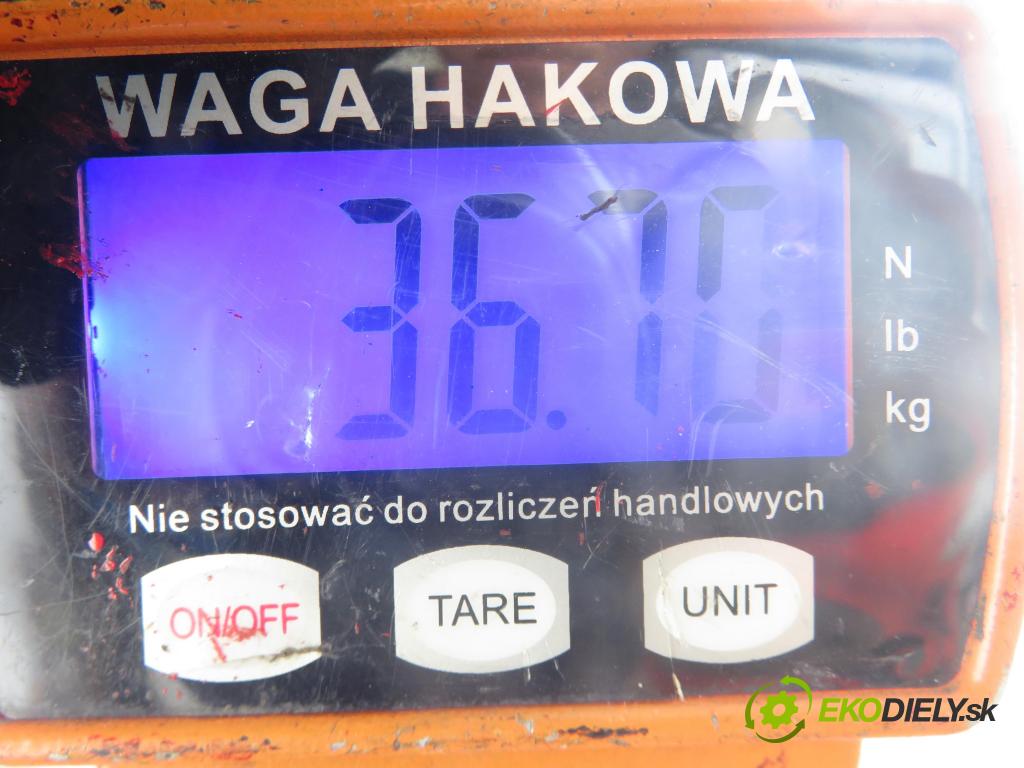 OPEL CORSA C (X01) HB 2001 55,00 1.7 DTI - Y 17 DT 1686,00 výztuha zadní část 