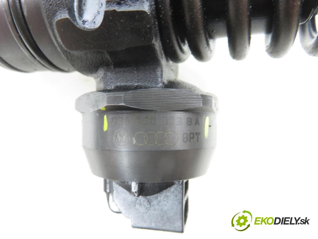 AUDI A4 Avant (8E5, B6) KOMBI 2004 96,00 1.9 TDI - AVF 1896,00 vstříkovač 038130073BA ; 0414720216 (Vstřikovač paliva)