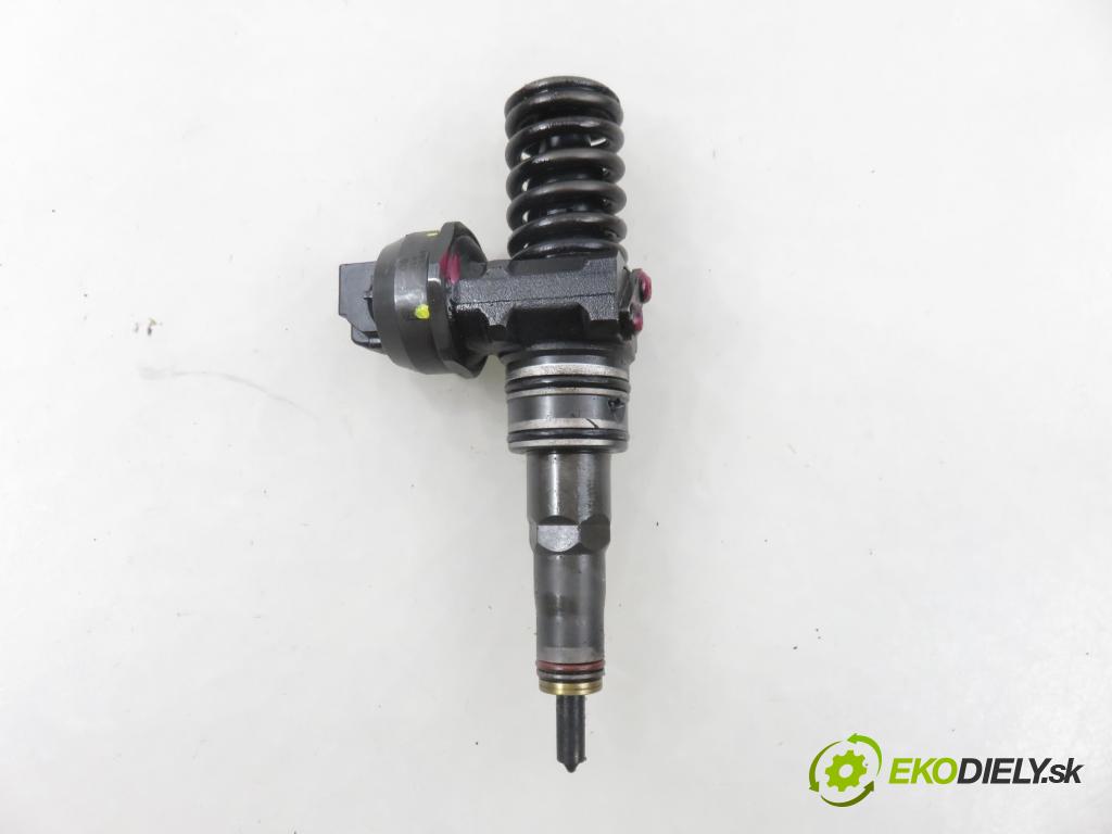 AUDI A4 Avant (8E5, B6) KOMBI 2004 96,00 1.9 TDI - AVF 1896,00 vstříkovač 038130073BA ; 0414720216 (Vstřikovač paliva)