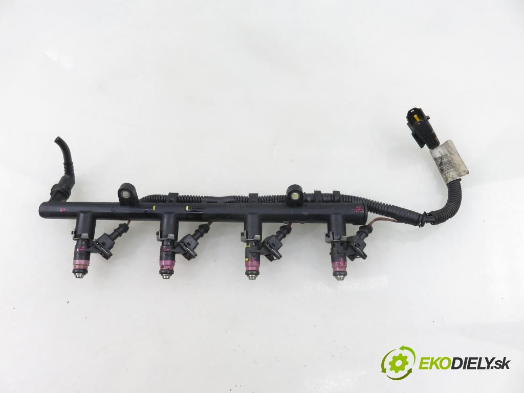 RENAULT SCENIC II (JM0/1_) MINIVAN 2004 83,00 1.6 (JM0C, JM0J, JM1B) - K4M 782 1598,00 Lišta vstrekovacia H132259 ; ITGM60 ; 8200135504 (Vstrekovacia lišta)