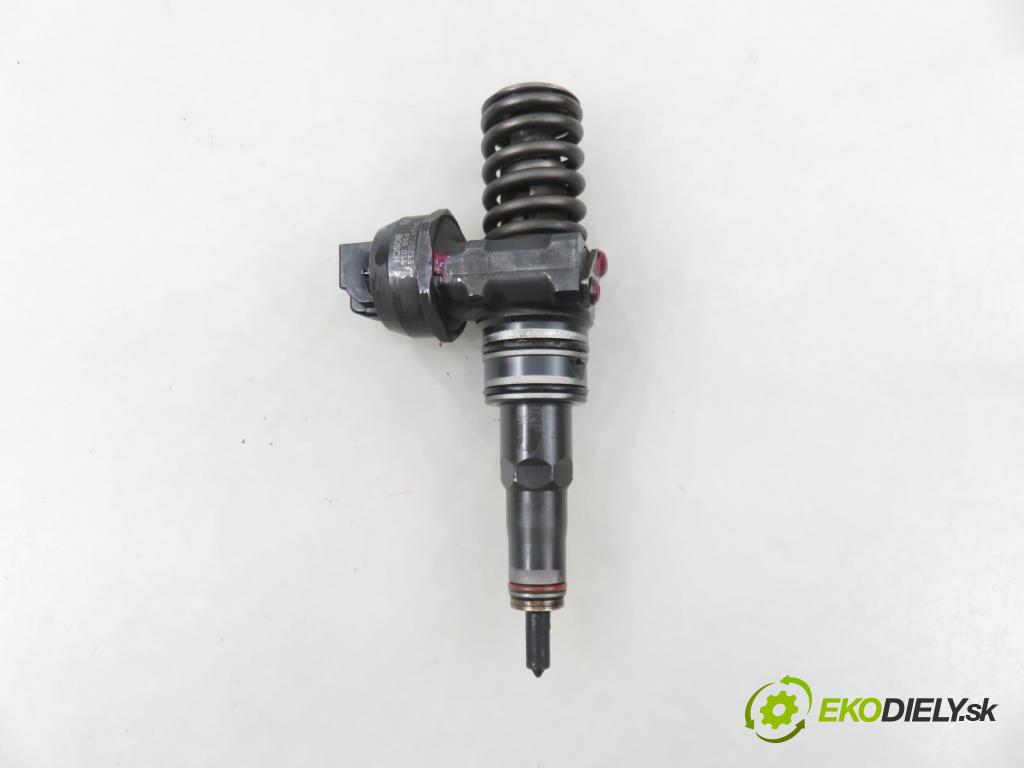 VW TRANSPORTER V Skrzynia (7HA, 7HH, 7EA, 7EH) FURGON 2003 77,00 1.9 TDI PD 105 - AXB 1896,00 vstříkovač 038130073AG ; 0414720215 (Vstřikovač paliva)